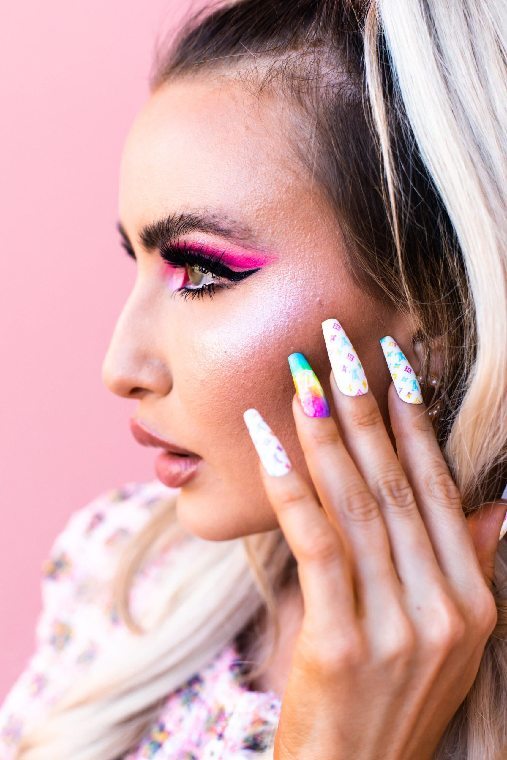 Shelby Bratton Makeup | Tivoli Village Blogger Photoshoot | Las Vegas Branding Photographer-32.jpg