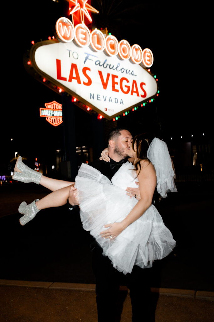 A Las Vegas elopement at the welcome to las vegas sign