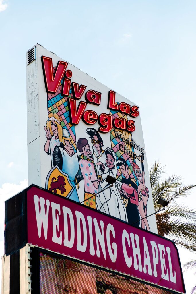 Viva Las Vegas Wedding Chapel
