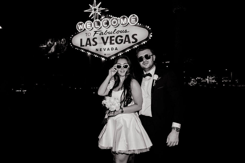 Couples nighttime photos in Las Vegas